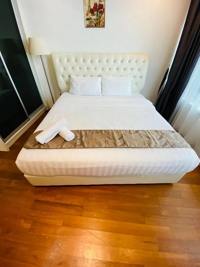 Vortex Suites Klcc By Rr Κουάλα Λουμπούρ 0*,